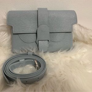 Aria Belt Bag | Mimosa 
Spearmint / Silver (light blue)